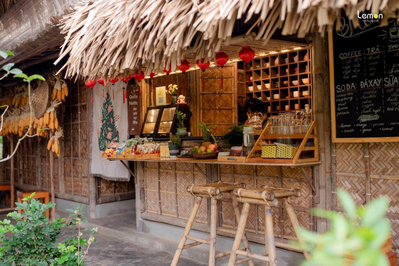 Dinh Gia Trang - Homestay & Coffee The Ruong Esterno foto