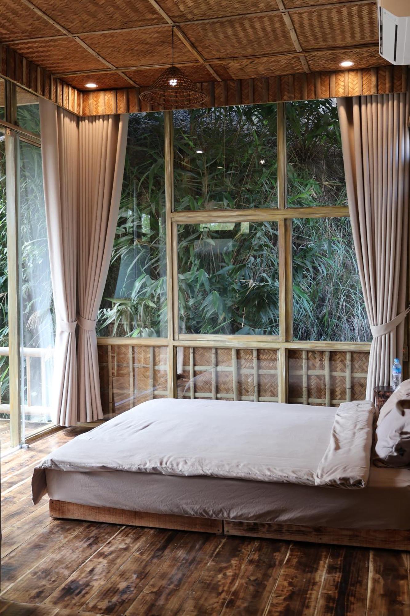 Dinh Gia Trang - Homestay & Coffee The Ruong Esterno foto