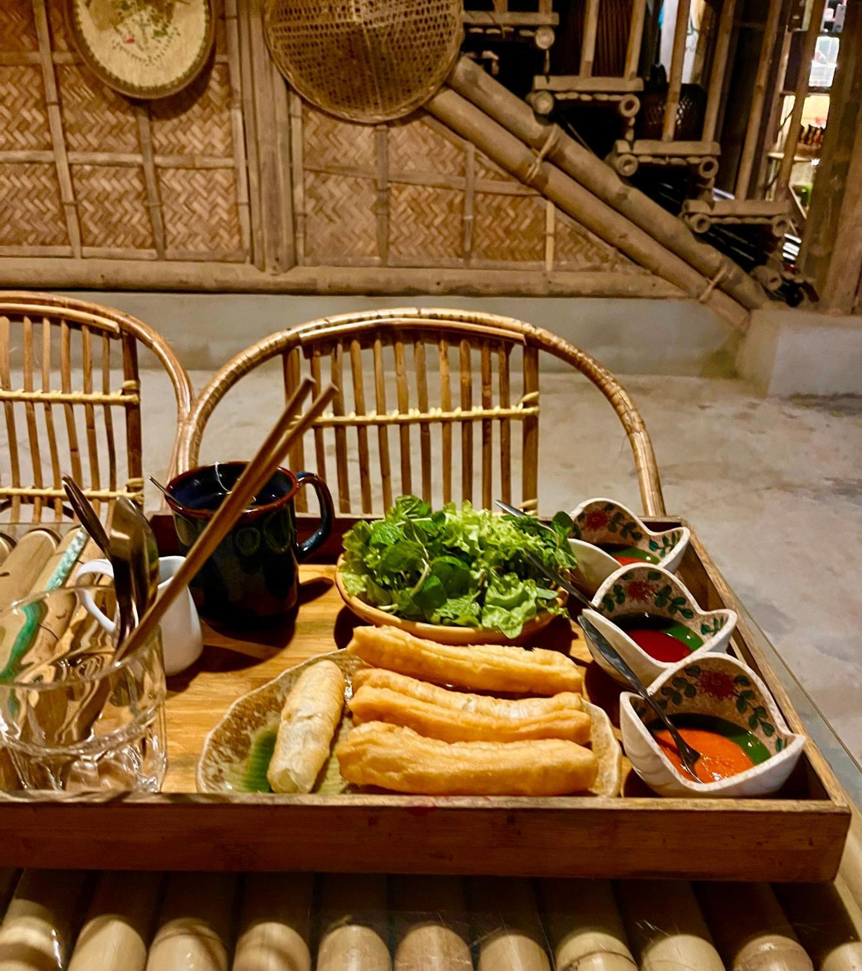 Dinh Gia Trang - Homestay & Coffee The Ruong Esterno foto